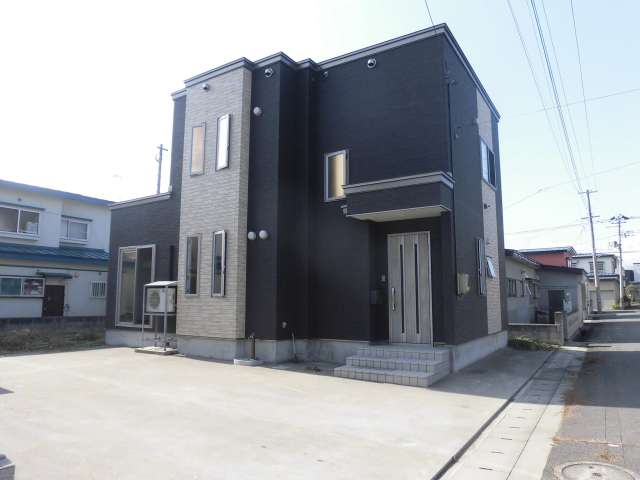 一戸建 青森県 弘前市 広野2丁目 4LDK