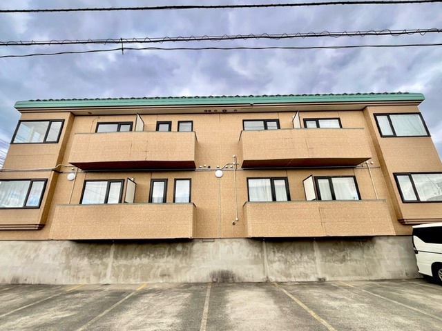 アパート 青森県 青森市 中佃2丁目 ロイヤルスウィート 1LDK