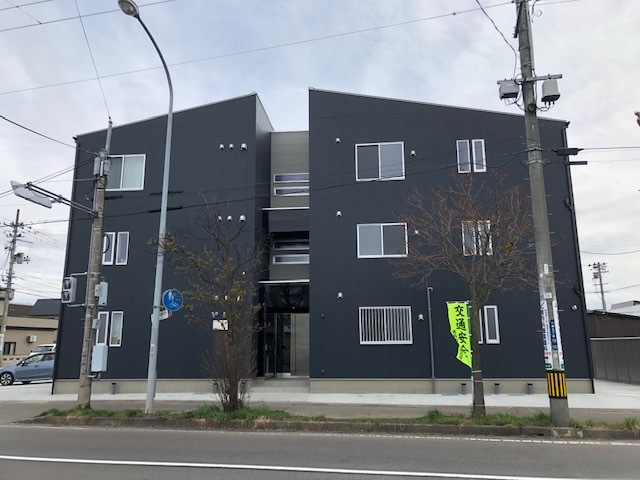 アパート 青森県 青森市 小柳5丁目 レガルバ 1DK