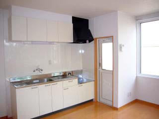 apartment 青森県 つがる市 木造赤根