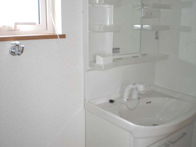 apartment 青森県 五所川原市 烏森