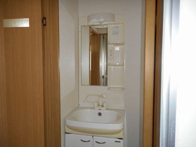 apartment 青森県 五所川原市 烏森