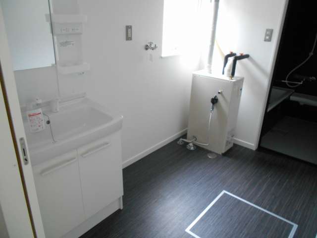 apartment 青森県 つがる市 木造赤根