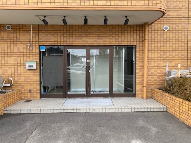 commercial 青森県 弘前市 品川町62-1