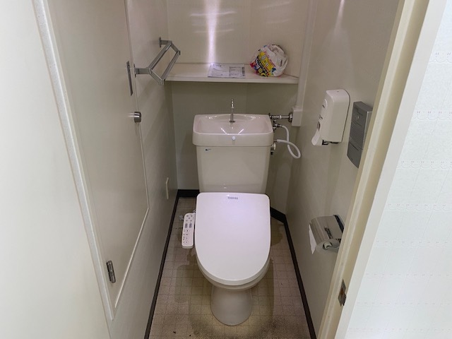 commercial 青森県 弘前市 品川町62-1