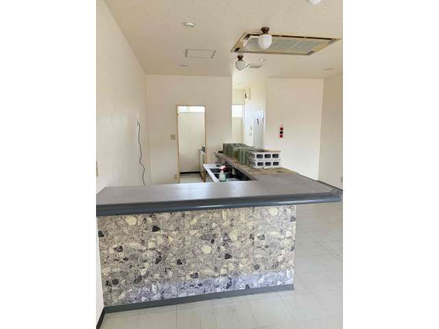 commercial 青森県 弘前市 百石町27-1