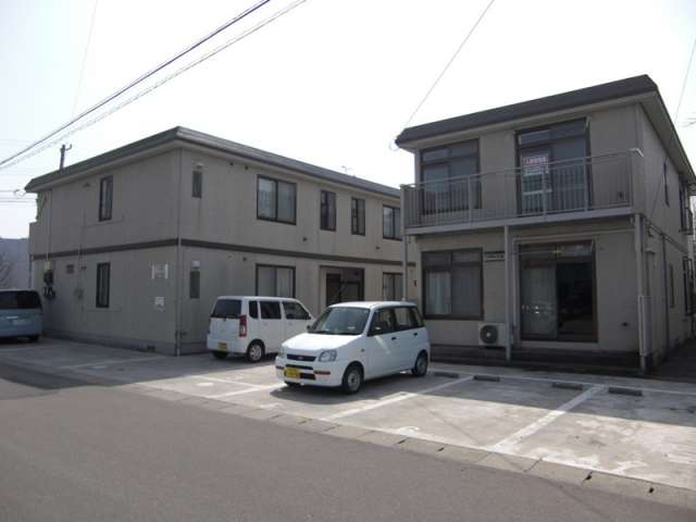 アパート 青森県 青森市 三内字丸山176-2 シティハイムリアライズA 3DK