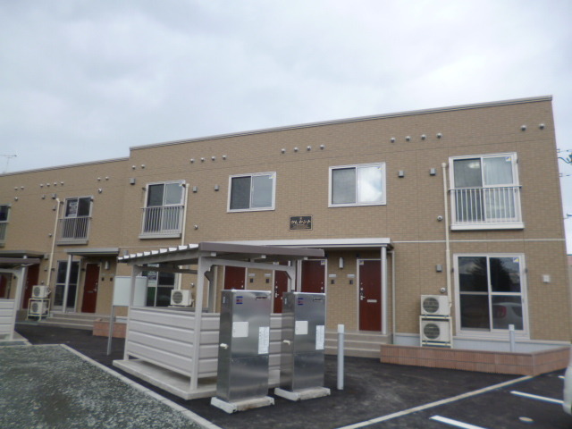 アパート 青森市小柳4丁目 クレセント 1LDK