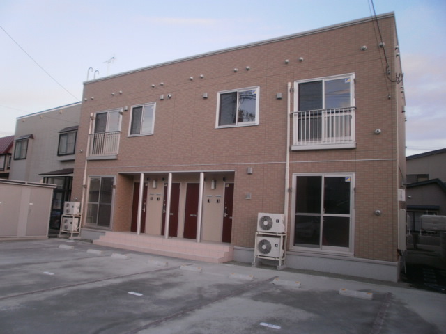 アパート 青森市八重田2丁目 プチママン 1LDK