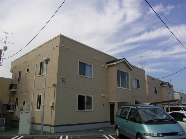 アパート 青森市西大野1丁目 リビングタウン鳴滝 1LDK