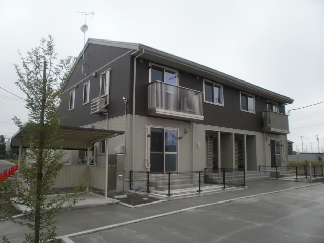 アパート 青森市西大野5丁目 ロイヤルコート 2LDK