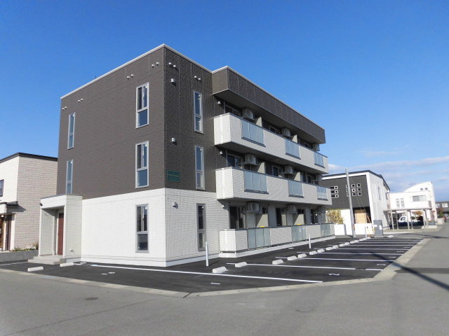 アパート 青森市西大野3丁目 シティーコート 2LDK