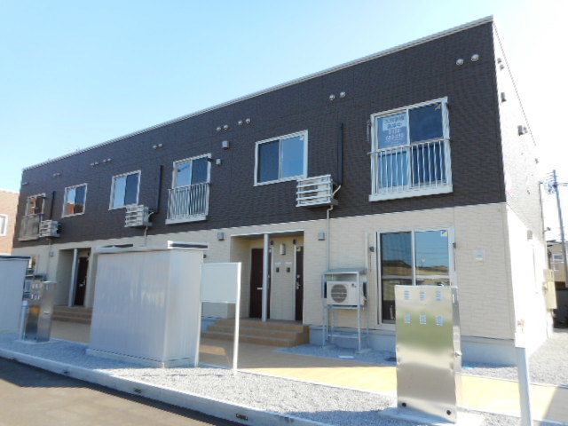 アパート 青森市富田3丁目 カーサフェリーチェ 2LDK