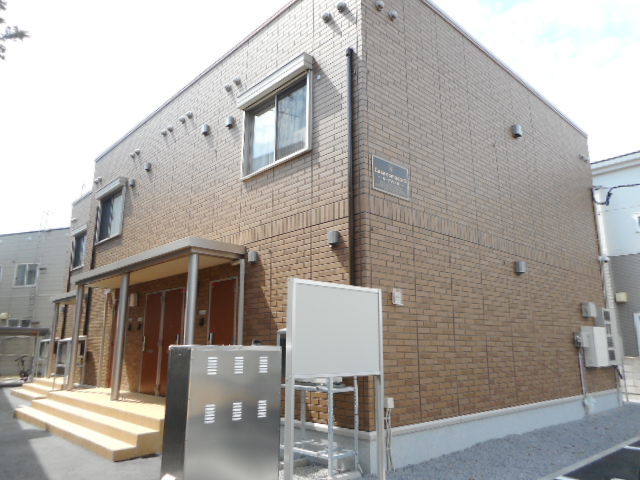 アパート 青森市篠田2丁目 カーサコモドS 1LDK