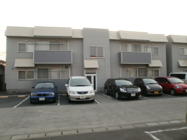 アパート 青森市佃2丁目 ローズハイツ今 3LDK