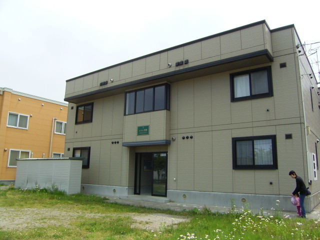 アパート 青森市浜館3丁目 ルグラン浜館 2LDK