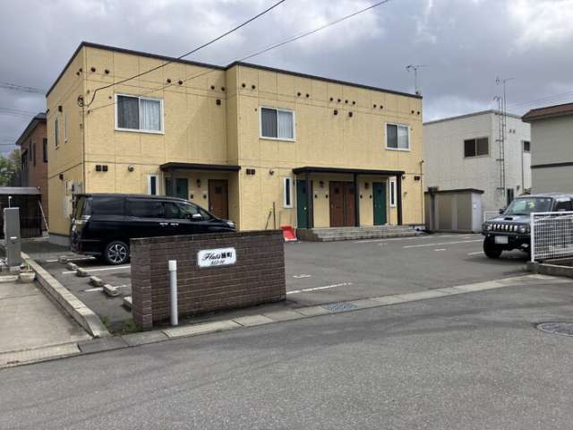 アパート 青森市浦町字奥野 フラッツ浦町 1LDK