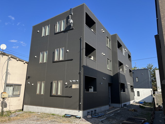アパート 青森県 青森市 長島2丁目7-11 レガルバ長島 1K