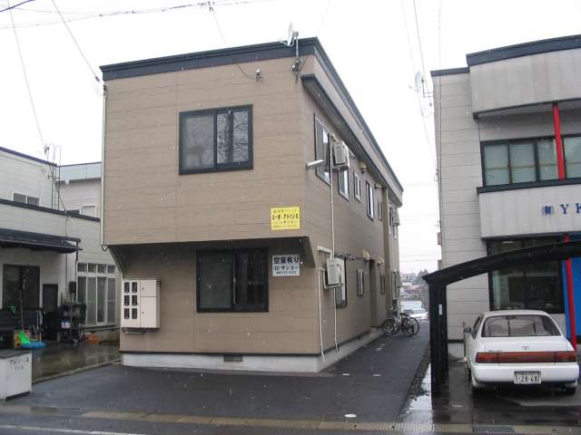 アパート 弘前市新寺町67-3 コーポ・アドバンス 2DK
