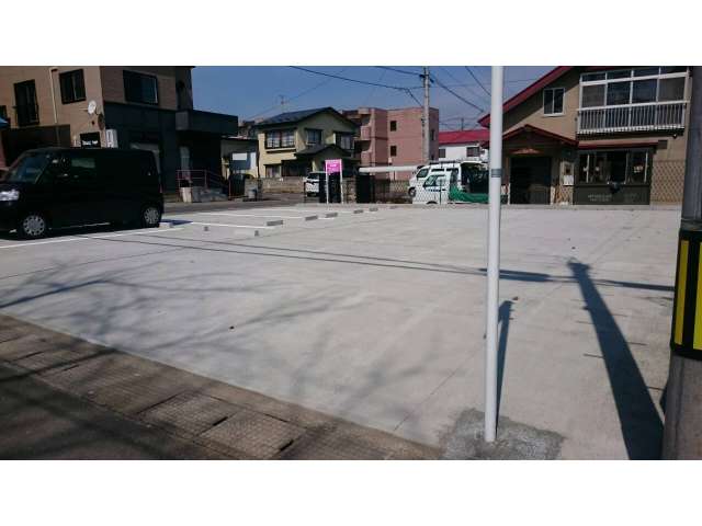 駐車場 弘前市中野(1丁目)6-10 足立駐車場 