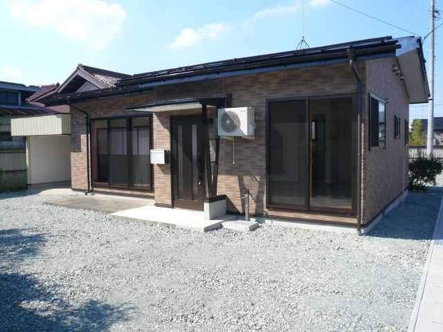 戸建 岩手県 奥州市 水沢天文台通り イワチョウ貸家 2LDK