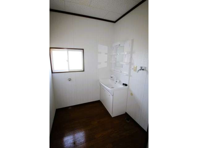 apartment 秋田県 男鹿市 船川港比詰字餅ケ沢