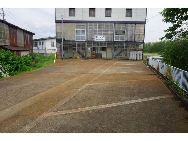 apartment 秋田県 湯沢市 倉内字柿在家